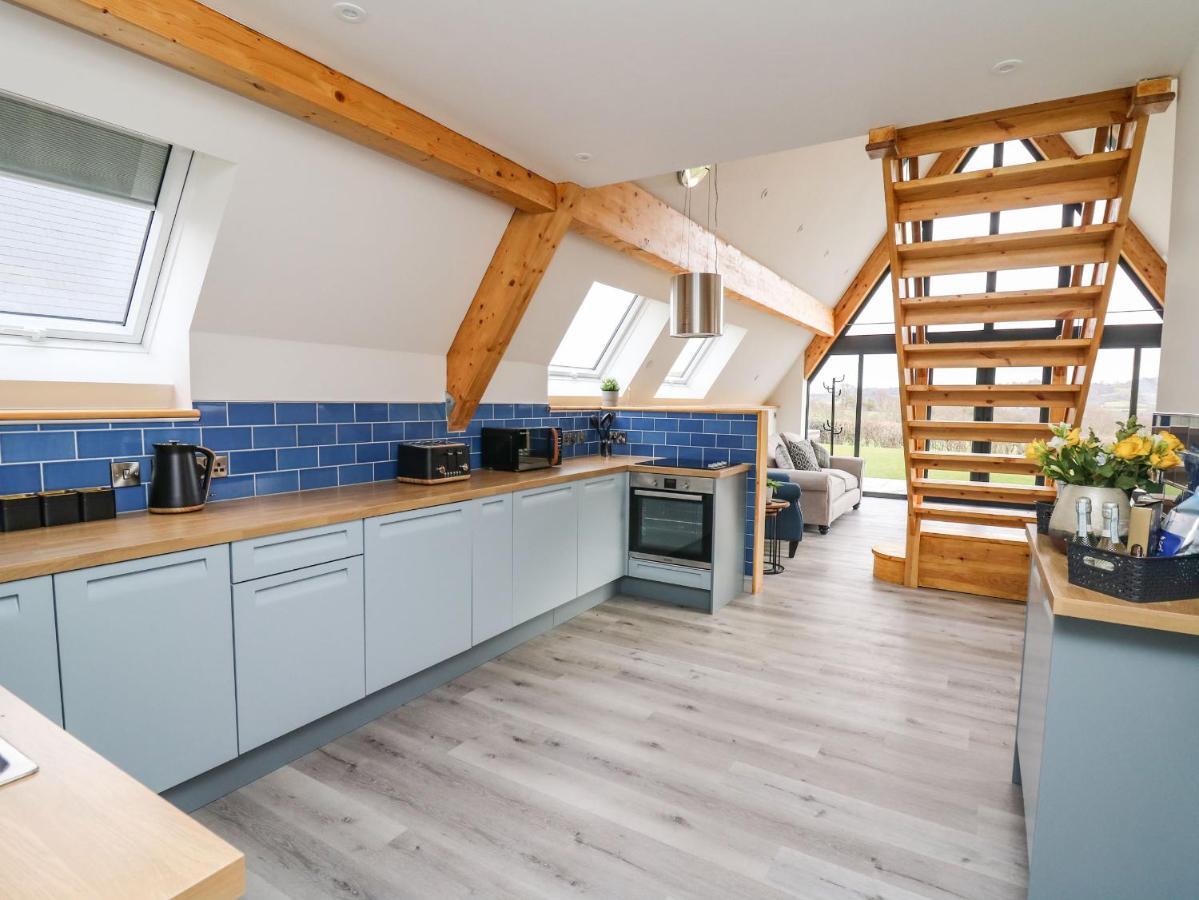 Hill Radnor - The Sheepfold Villa Llandrindod Wells Exterior foto