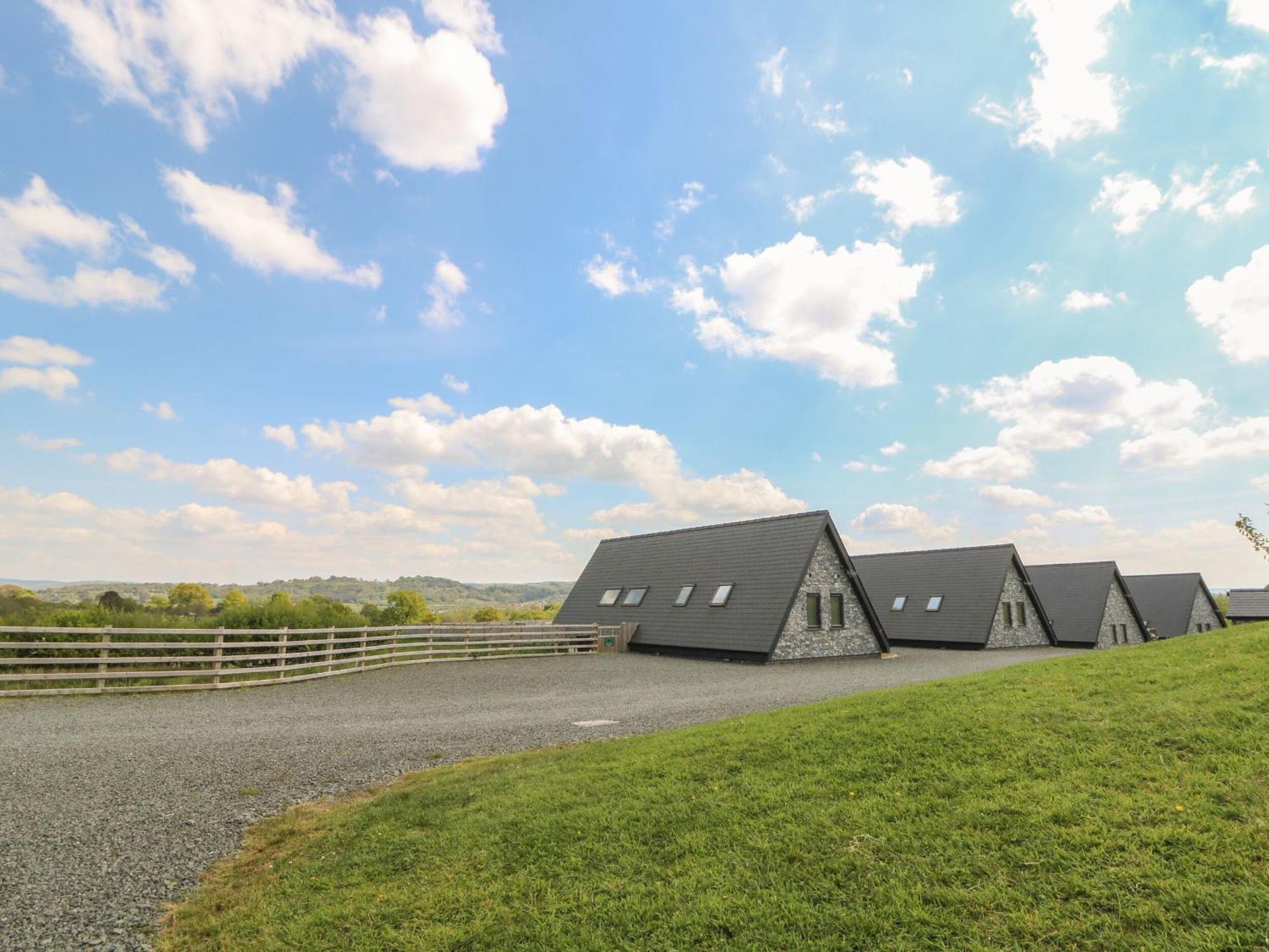 Hill Radnor - The Sheepfold Villa Llandrindod Wells Exterior foto